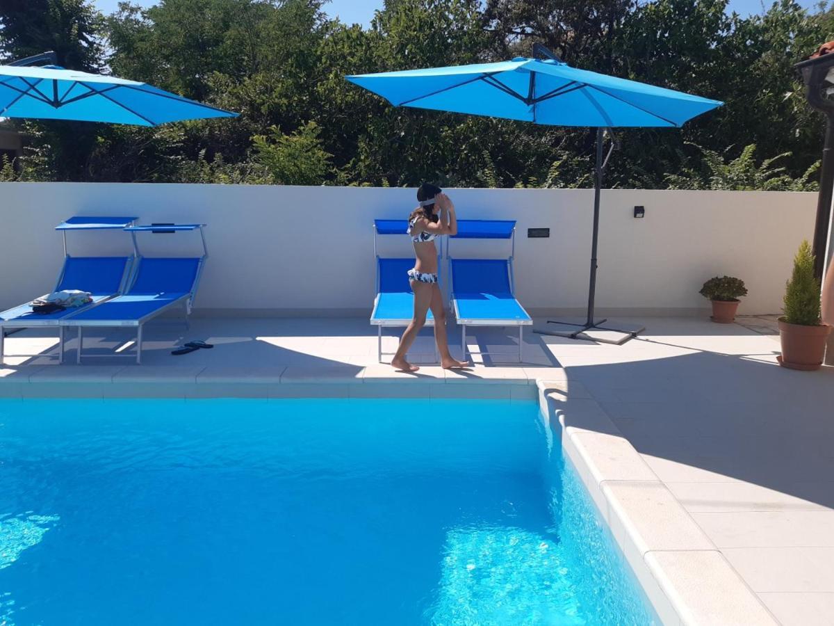 Villa Bianca - Apartment With Private Pool ปริฟลากา ภายนอก รูปภาพ